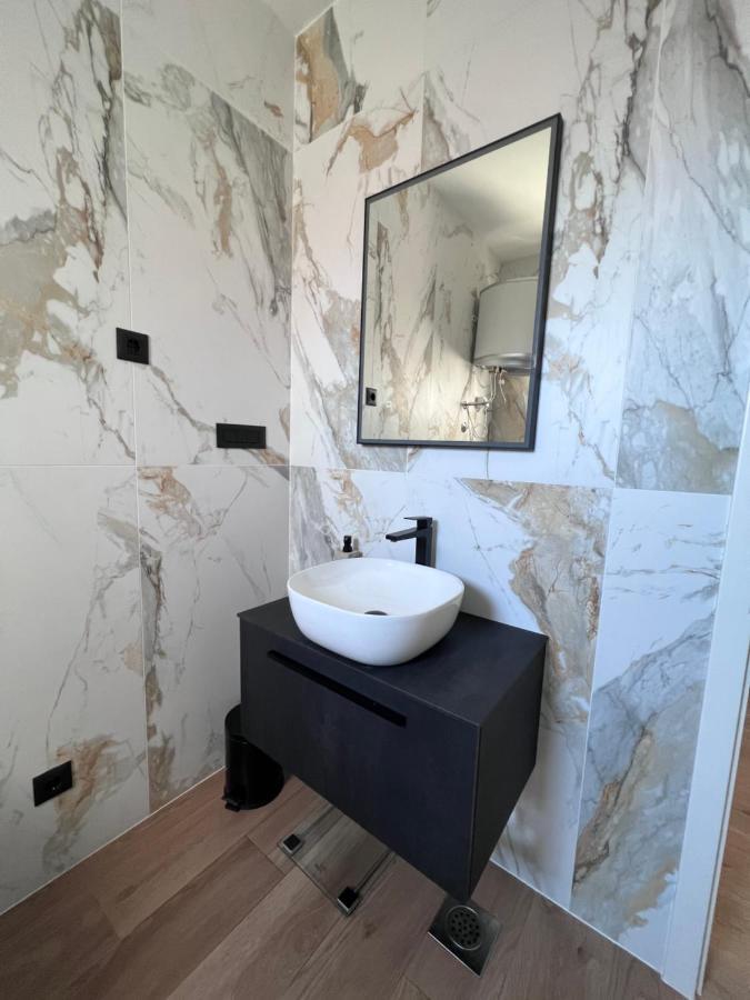 Apartment Nadalina Rogoznica  Buitenkant foto
